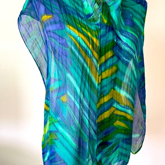 Vibrant Blue and Green Women's scarf - Picture 1 of 6